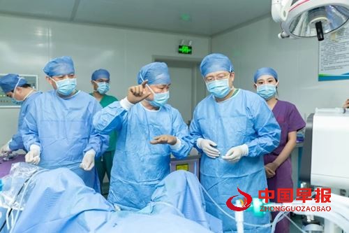 结石诊疗新技术！特邀宋乐明教授演示“智能控压联合可弯曲测压鞘软镜碎石清石技术”(图4)