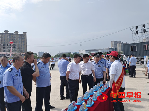 佳木斯市东风区6.26国际禁毒纪念日第38周年禁毒“徒步行”公益活动(图2)