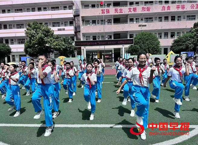 1752543861126979.png 广播操比赛.png