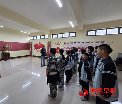 枣庄市二十九中到瑞琴艺术馆开展研学活动(图3)