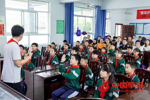 1760618970119004.jpg 图片2.jpg